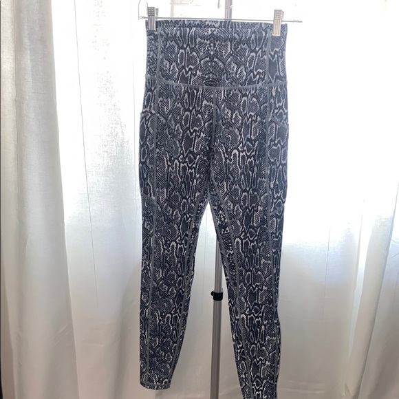 ododos Denim - ODODOS Women's High-Rise Blue Sneak Leggings Full-Length Yoga Size S